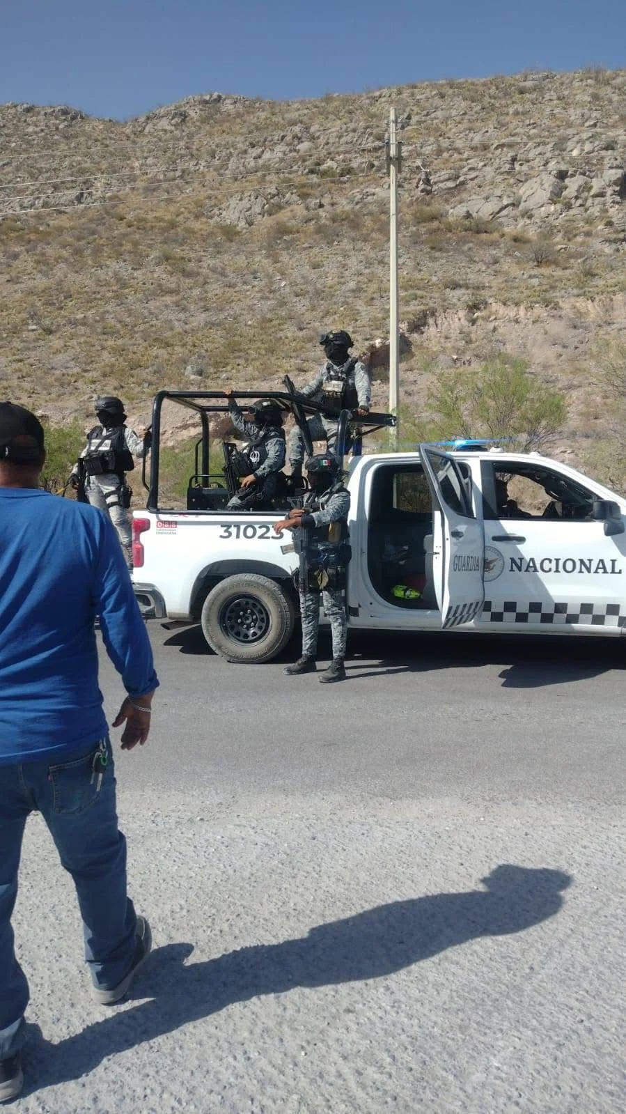 Detienen a 30 personas tras operativo de GN y Sedena contra manifestantes en Gómez Palacio, Durango. Activistas denuncian abusos durante el desalojo.