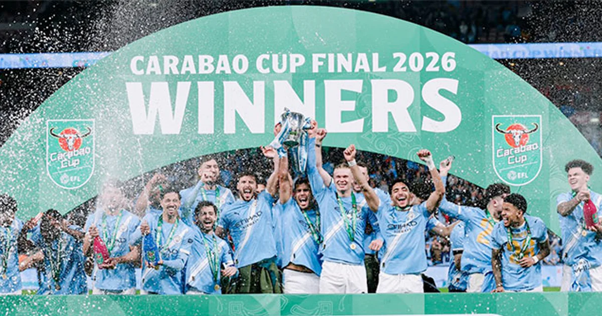 El Manchester City de Guardiola conquista su novena Copa de la Liga tras vencer 2-0 al Arsenal en Wembley. El cuadro 'citizen' corta la racha del líder de la Premier.