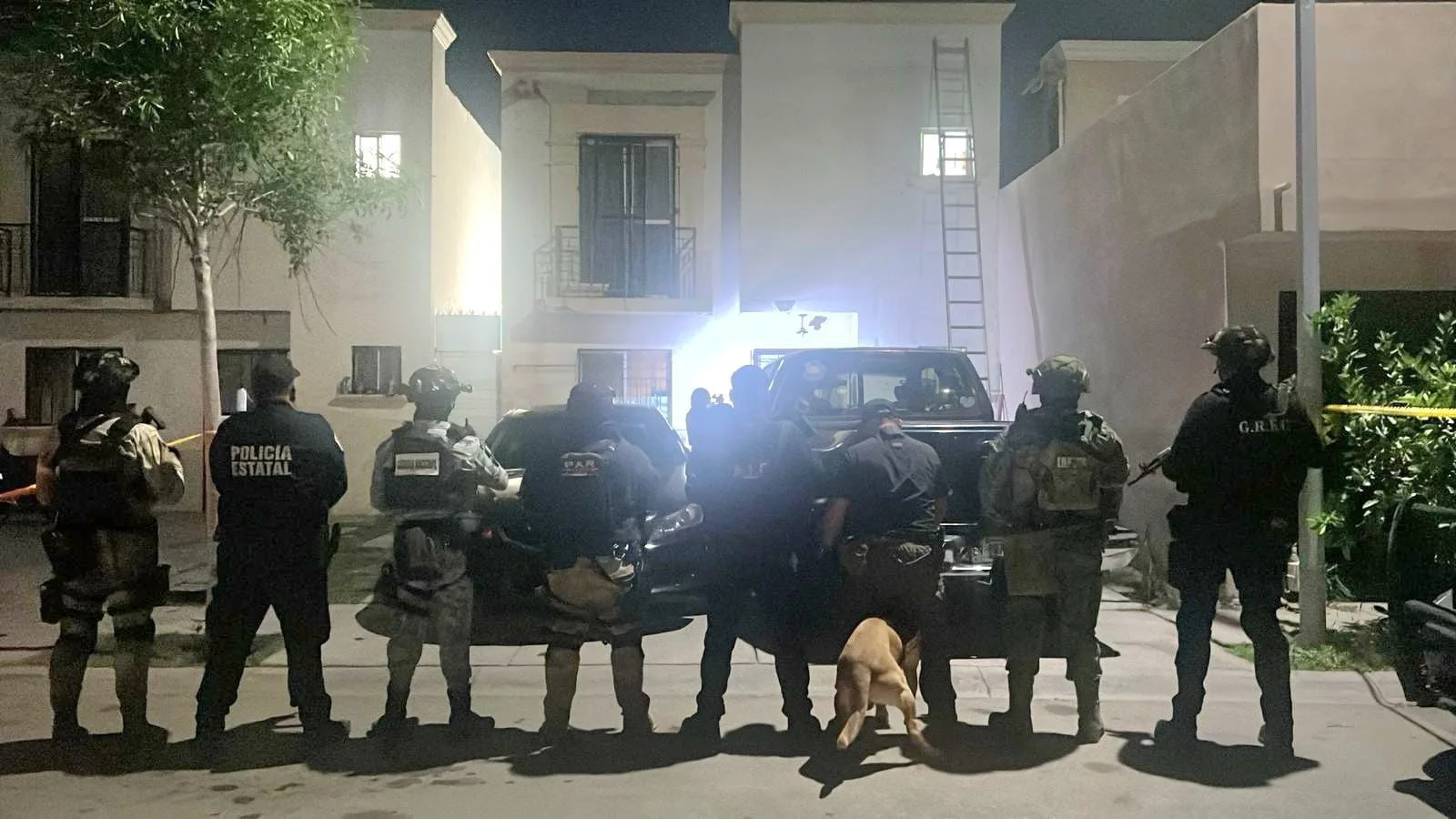 Operativo en Torreón asegura inmueble, drogas y armas tras cateo judicial por narcomenudeo en Villas San Ángel.