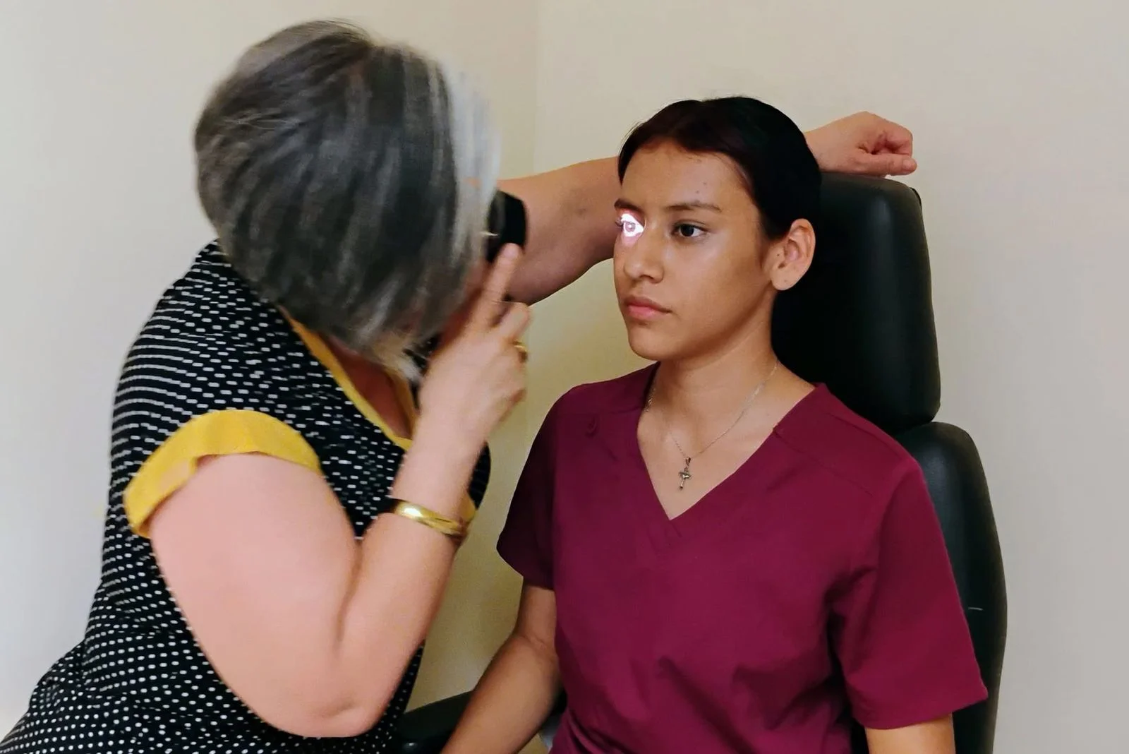 México enfrenta retos clave en acceso a servicios oftalmológicos y prevención de discapacidad visual, principal causa de discapacidad en el país.