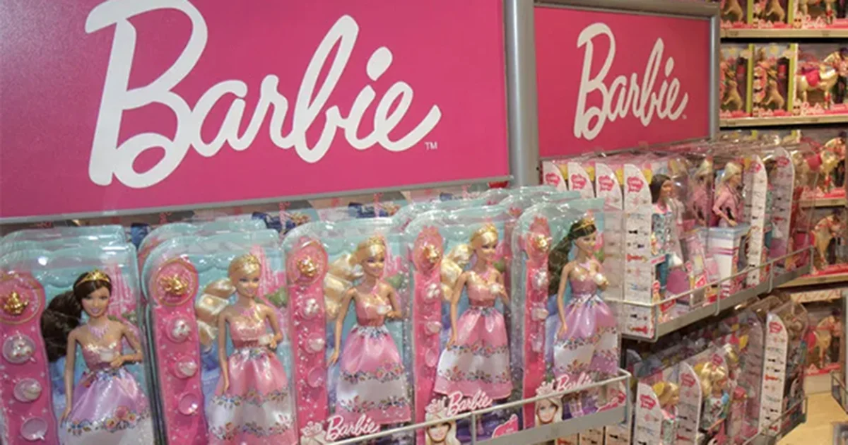 Encuentran fentanilo dentro de cajas de muñecas Barbie vendidas en EU
