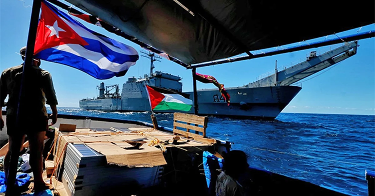 Llega a Cuba primer barco de flotilla de ayuda humanitaria procedente de México