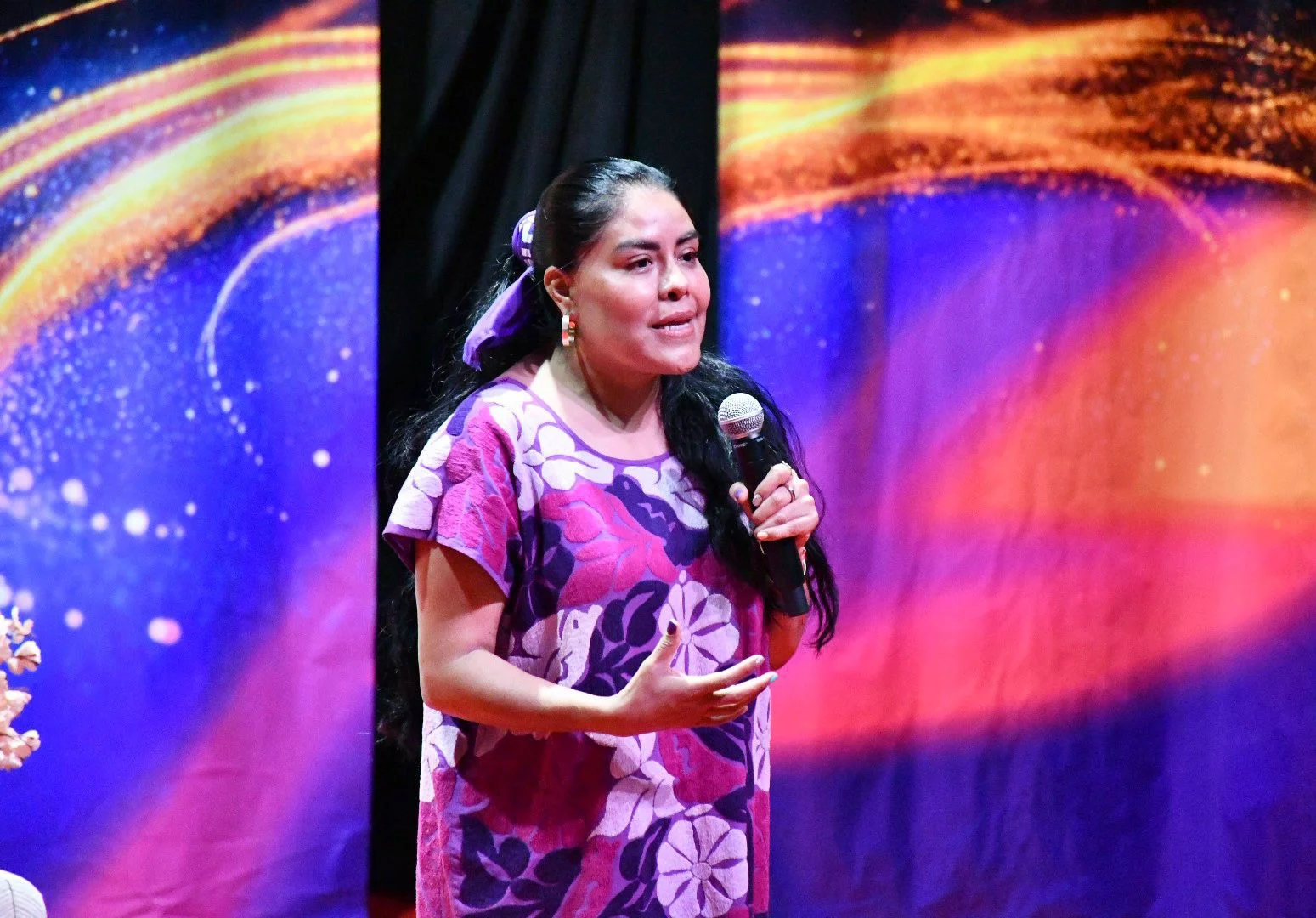 Oaxaqueña Eufrosina Cruz comparte su historia de lucha y empoderamiento femenino en evento conmemorativo del Día de la Mujer en Lerdo.