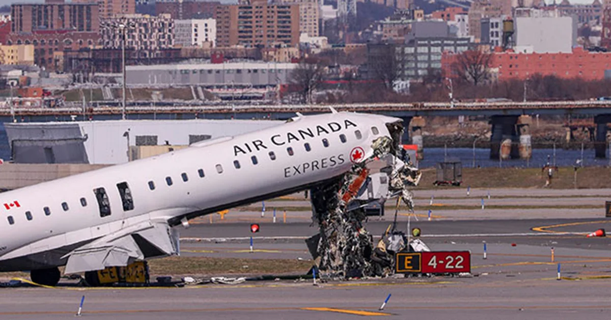 La mayor aerolínea de Canadá está obligada a prestar servicios en inglés y francés, los dos idiomas oficiales del país