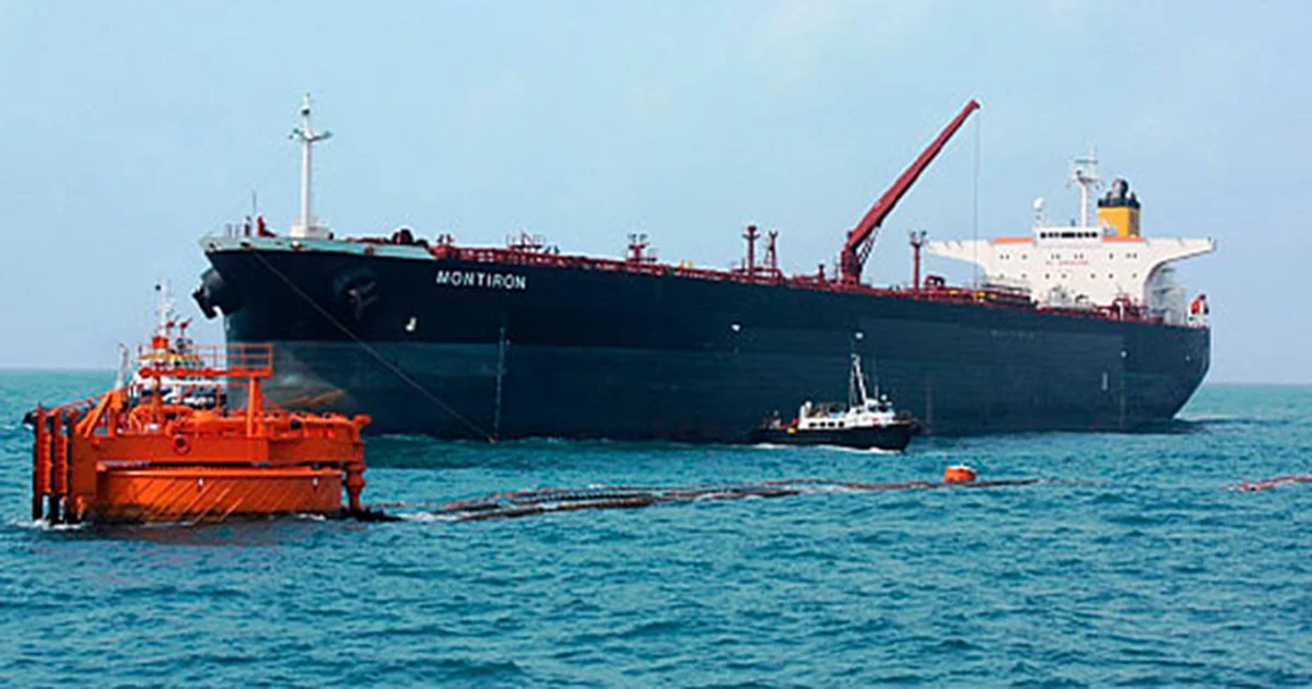 La isla llevaba alrededor de tres meses casi sin importaciones de petróleo, con apagones y racionamiento severo de gasolina.