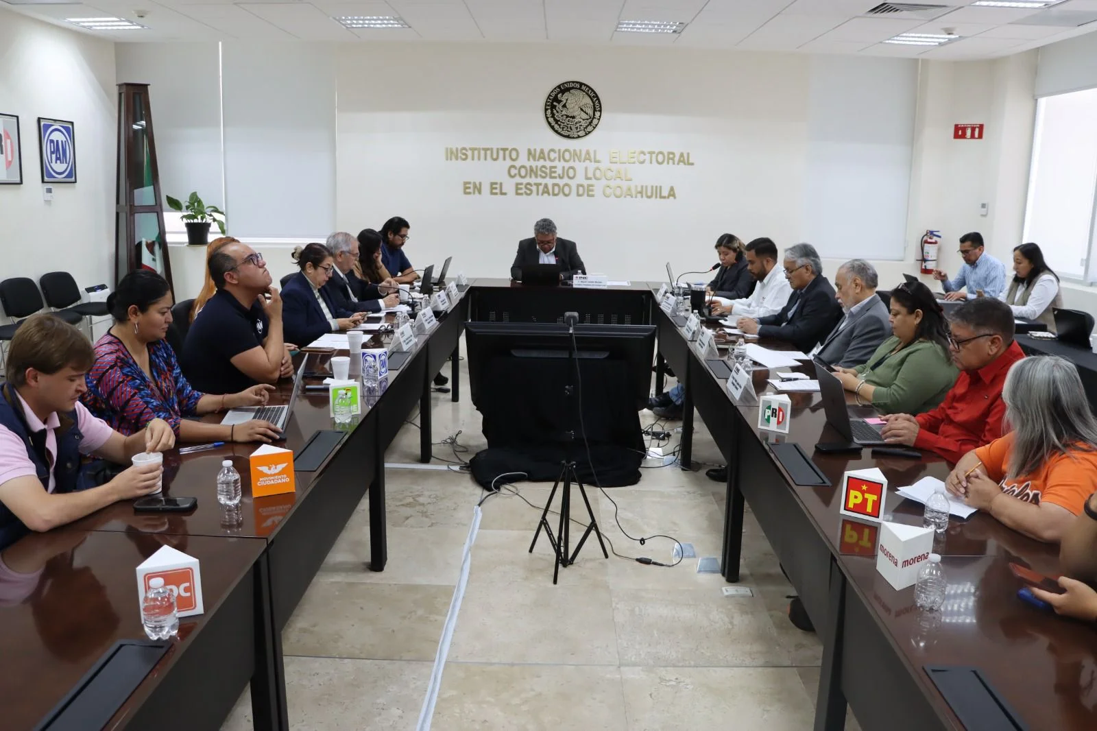 INE en Coahuila aprueba más de 4,200 casillas para las elecciones de 2026, garantizando el voto accesible para renovar el Congreso estatal.