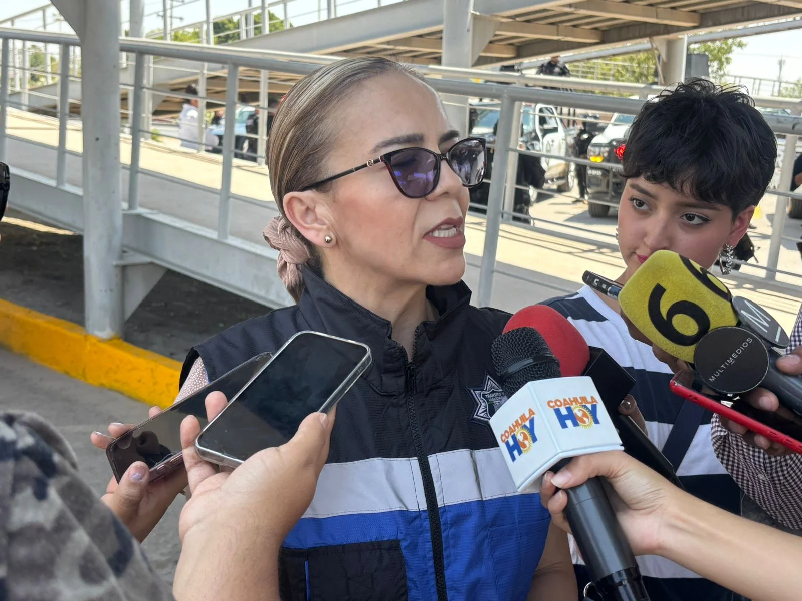 Autoridades de tránsito en Torreón señalan que el accidente en la obra del Sistema Vial Abastos-Independencia fue por exceso de velocidad y conducir en estado de ebriedad, descartando falta de señalización.