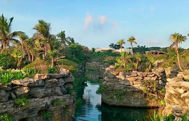 Caso Xcaret: CNET advierte riesgo para la inversión y la proyección cultural de México