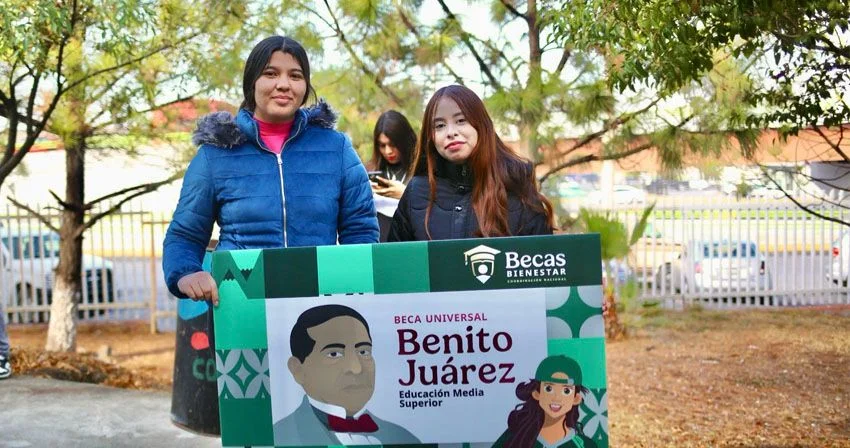 Gobierno federal inicia pago de becas educativas a más de 11 millones de estudiantes en todo el país durante el mes de abril.