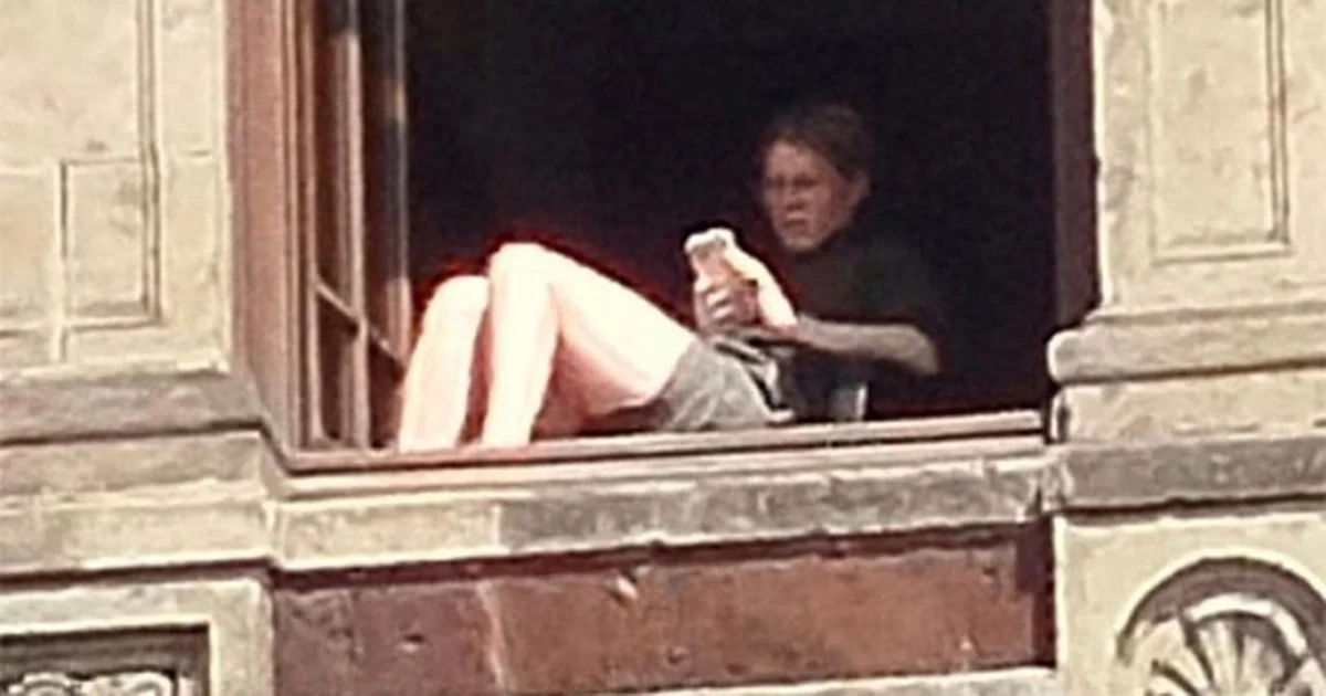 Infodemia pide disculpas por decir que video de mujer en Palacio Nacional era IA