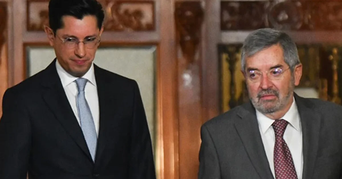 Dijo que requiere una rehabilitación más completa e incluso 'posiblemente a una nueva intervención'