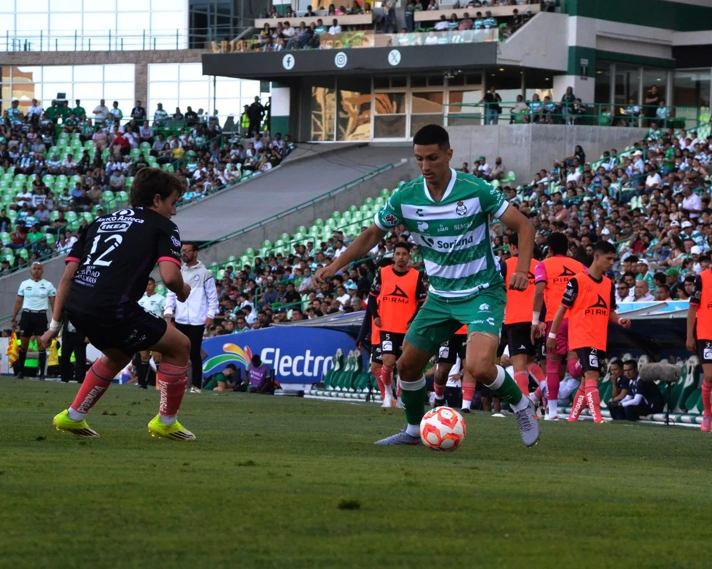 Los albiverdes buscarán sumar su tercer triunfo de la temporada ante los azulcremas, quienes no pasan por su mejor momento
