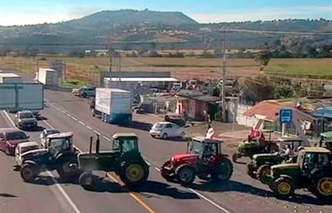 Las cámaras empresariales que agrupan al transporte de carga y de pasaje hicieron un llamado a no bloquear este lunes las carreteras del país