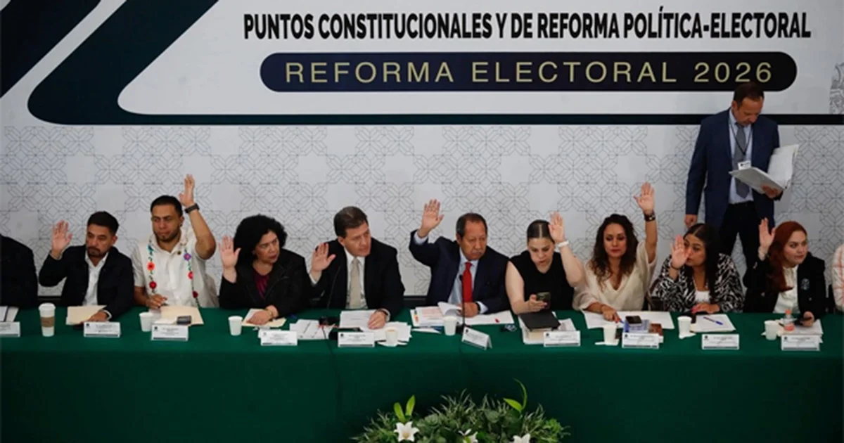 Aprueban en comisiones de San Lázaro dictamen del plan B electoral