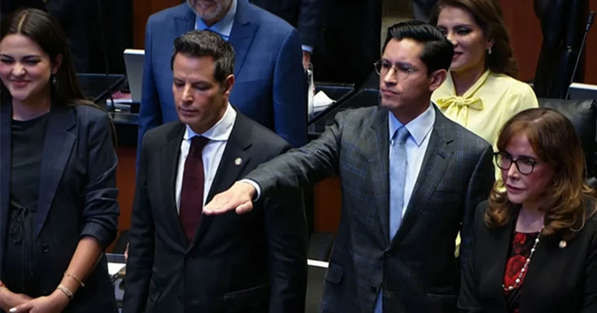 Senado ratifica a Roberto Velasco al frente de la SRE