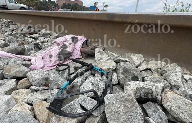 Eran las dos de la mañana y faltaba más de media hora para llegar a casa, para descansar, para ver a sus hijos dormir, pero el sonido de la locomotora los hizo despertar del sueño