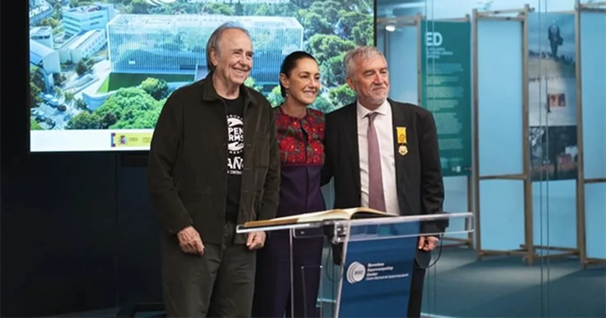 Antes de su regreso a México y como parte de su segundo día de gira en España, Sheinbaum visitó Centro de Supercomputación de Barcelona
