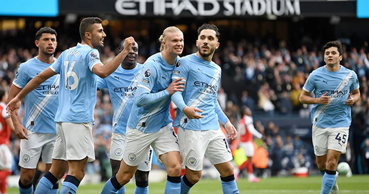 Haaland decide el duelo clave: el City gana al Arsenal (2-1) y pone el título de la Premier en sus manos. La definición, al rojo vivo.