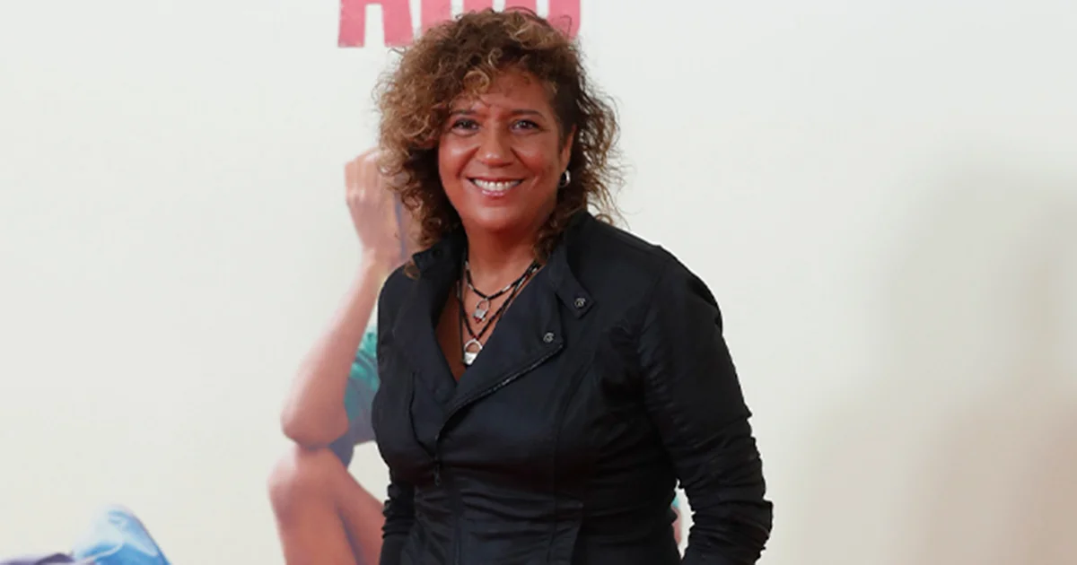 Decide incursionar Rosana en la dirección audiovisual; presenta docuserie