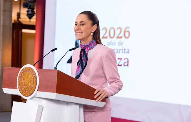 La presidenta de México, Claudia Sheinbaum, hizo un llamado a revisar el actuar de las aseguradoras tras las denuncias de presunta extorsión que involucran al médico anestesiólogo saltillense José Ángel Zamora Ríos