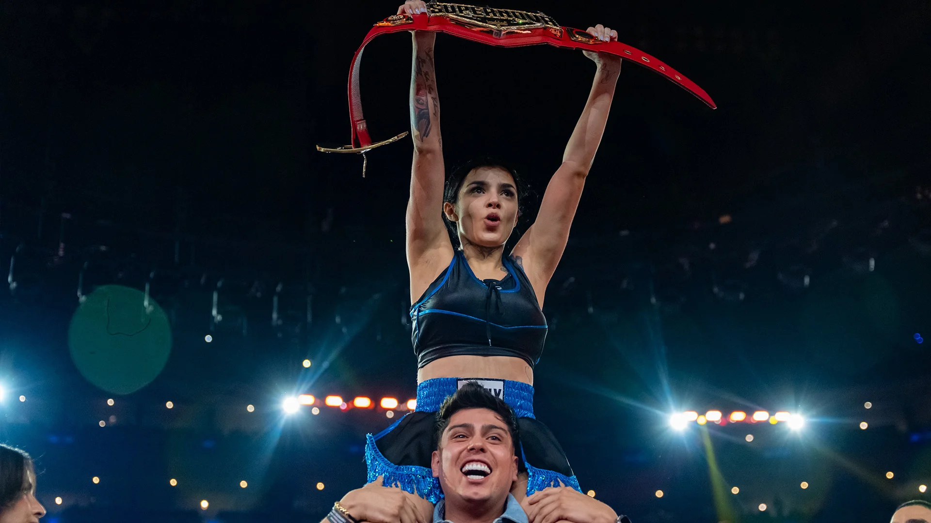 ¡Arde el ring! Karely Ruiz se lleva la victoria ante Kim Shantal por la mínima y el internet explota
