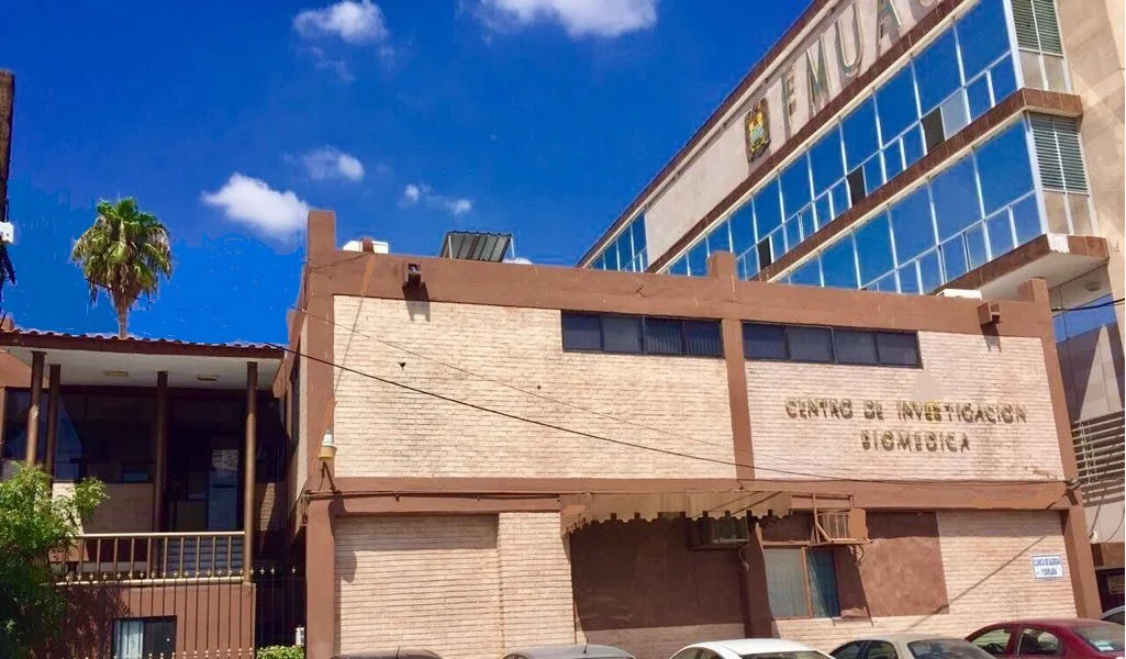 UAdeC ofrece densitometría ósea gratuita para mayores de 40 años. Detecta osteoporosis a tiempo. Cita previa en Torreón.