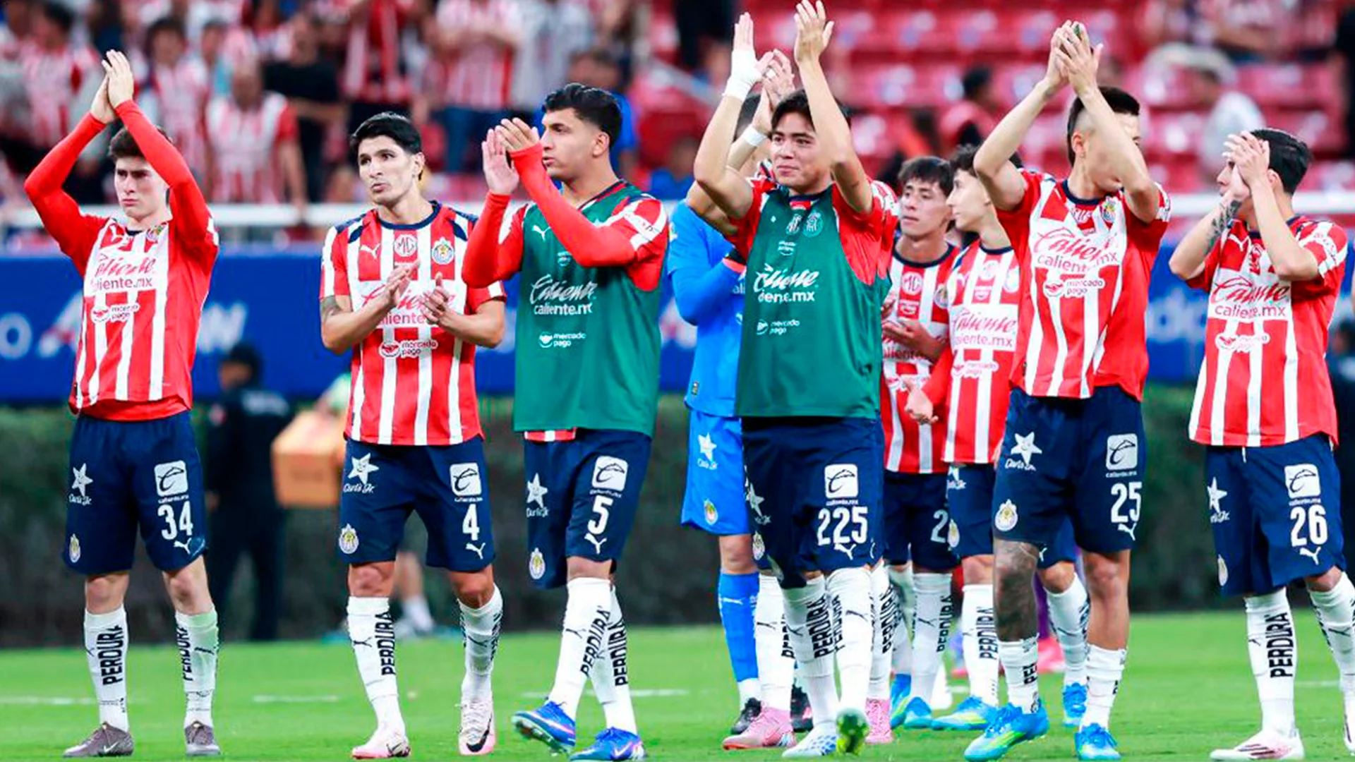 Chivas reajusta sus piezas clave para silenciar a Tigres pese a las ausencias nacionales. ¡El Rebaño quiere dar un golpe de mando!