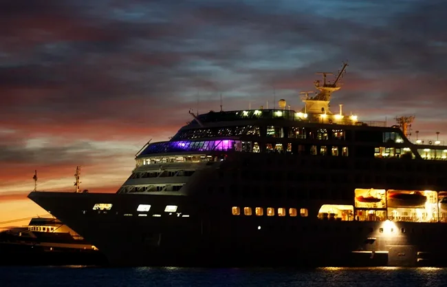 El crucero partió el pasado 20 de marzo desde Ushuaia, en el extremo sur de Argentina, con destino final en Cabo Verde, Sudáfrica