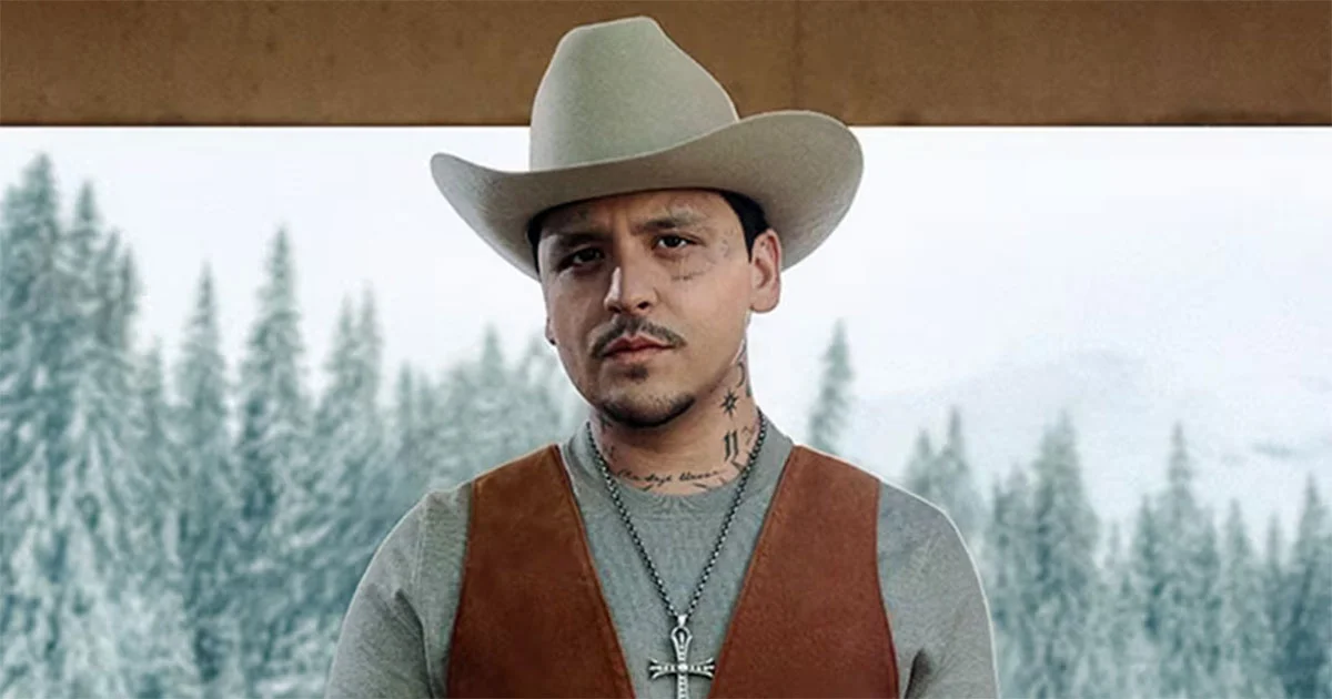 Christian Nodal registra 'El Forajido' en medio de rumores de conflicto con su familia