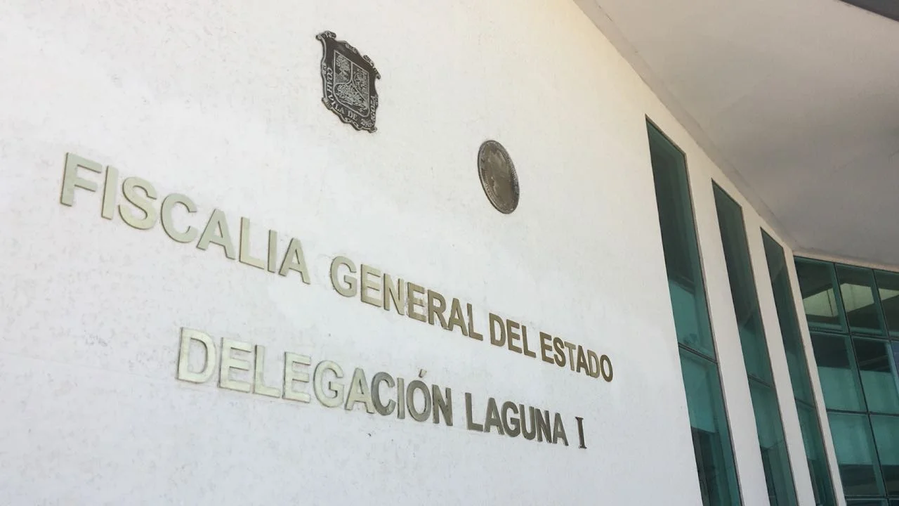 Guardia de Ferromex golpeado en Torreón; hay 3 detenidos por robo con violencia.