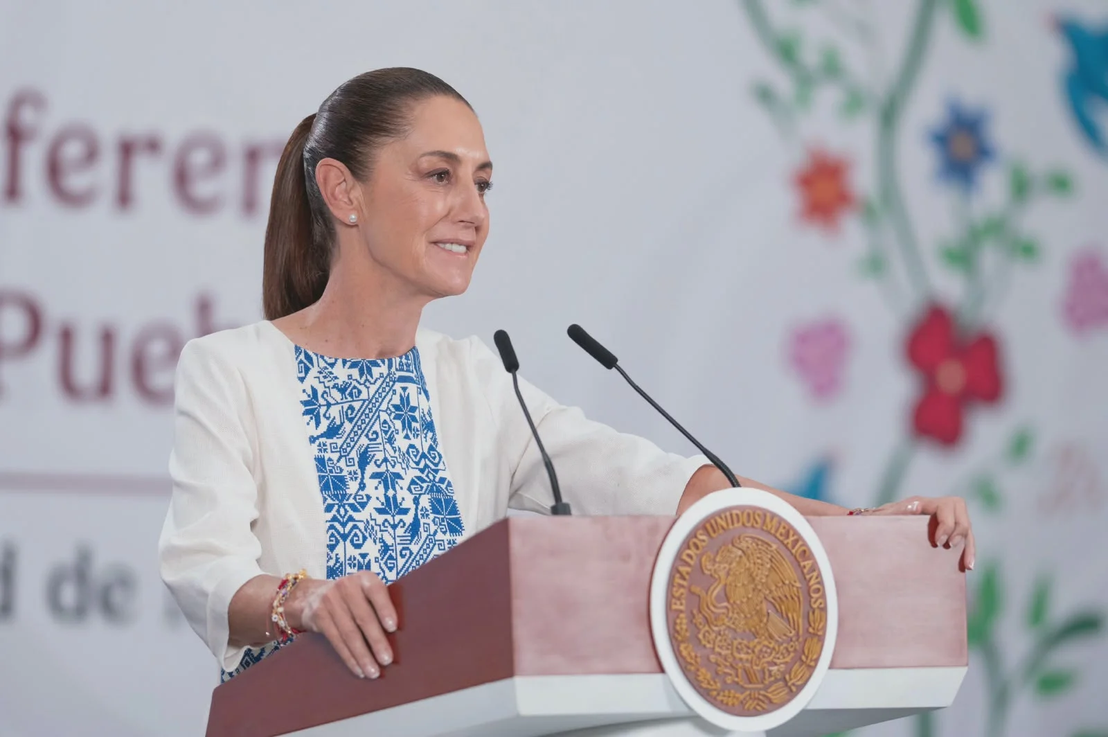 Sheinbaum: "Acabamos corrupción para destinar un billón a Programas de Bienestar". Pago de apoyos será del 4 al 27 de mayo.