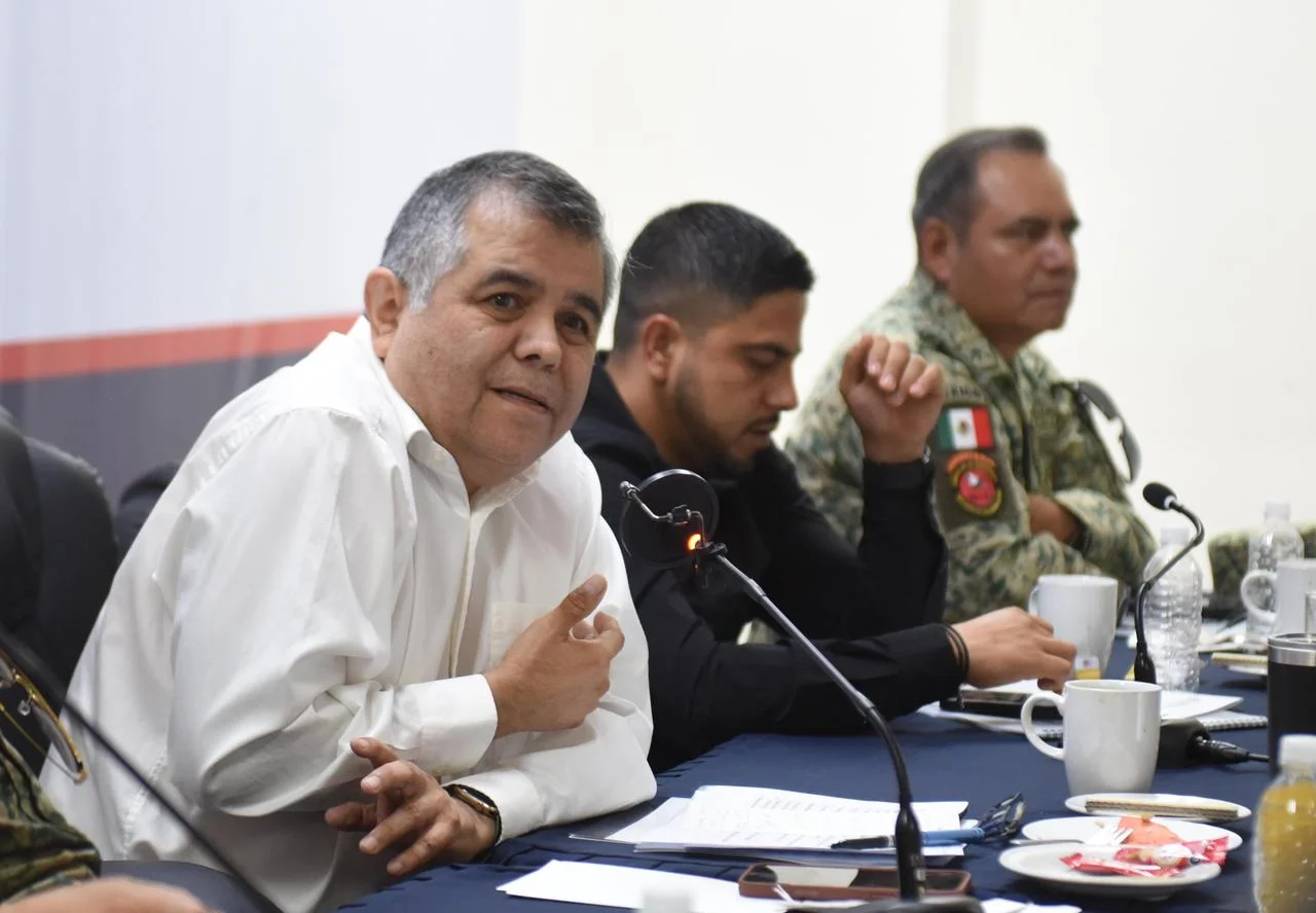 Torreón refuerza seguridad por Día de las Madres con operativos en zonas comerciales y panteones.