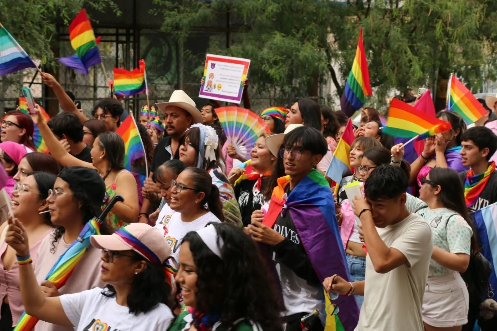 Denuncian intento de intervención en el PRIDE Torreón; acusan a síndica y a su secretario de usar a activista para dividir al comité organizador.