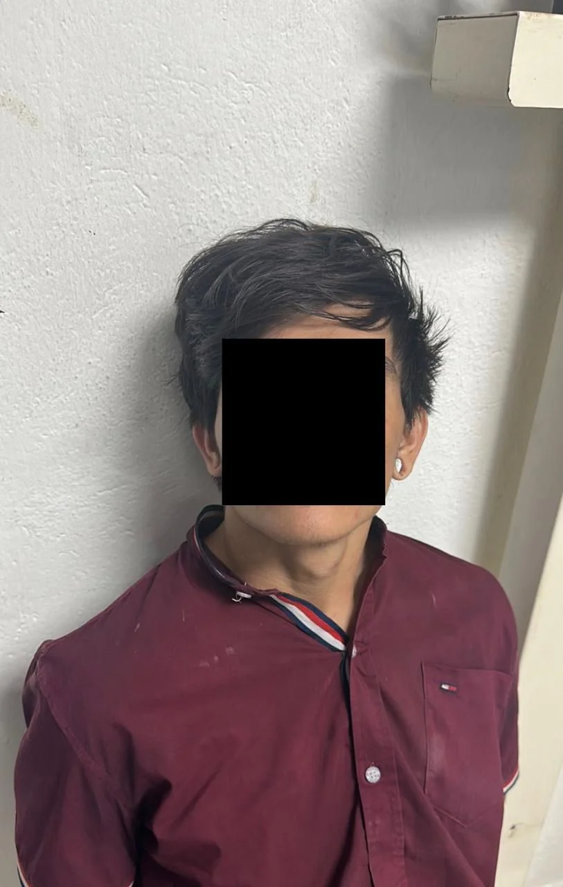 Detenido en Torreón por agredir a policía: mordió a oficial durante su captura en la colonia Tierra y Libertad.