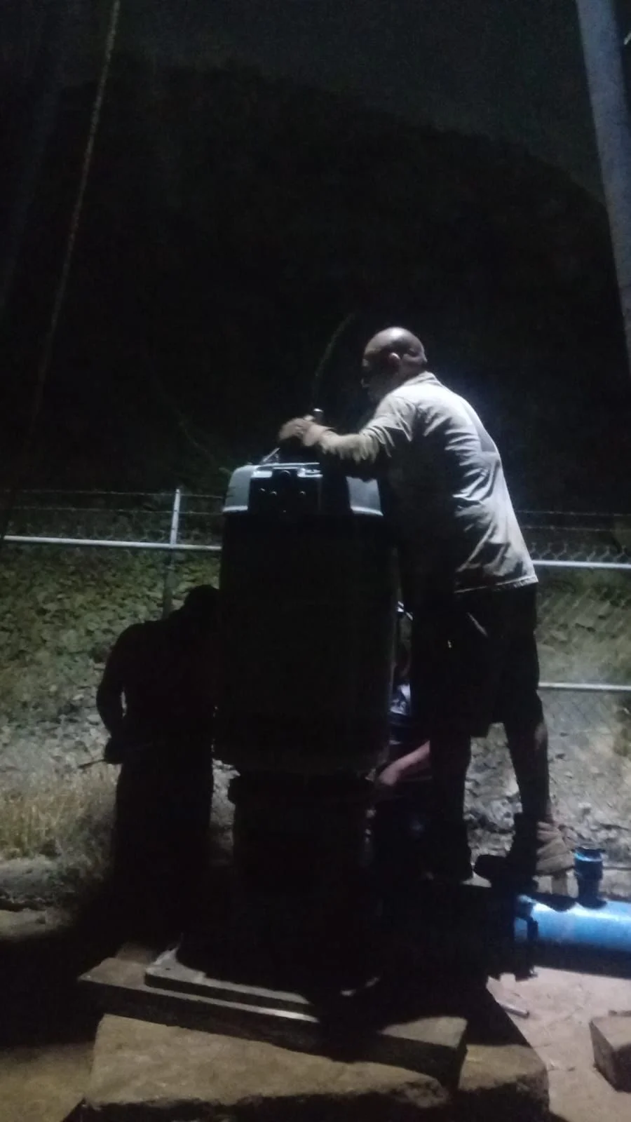 Restablecen suministro de agua en colonias del poniente de Torreón
