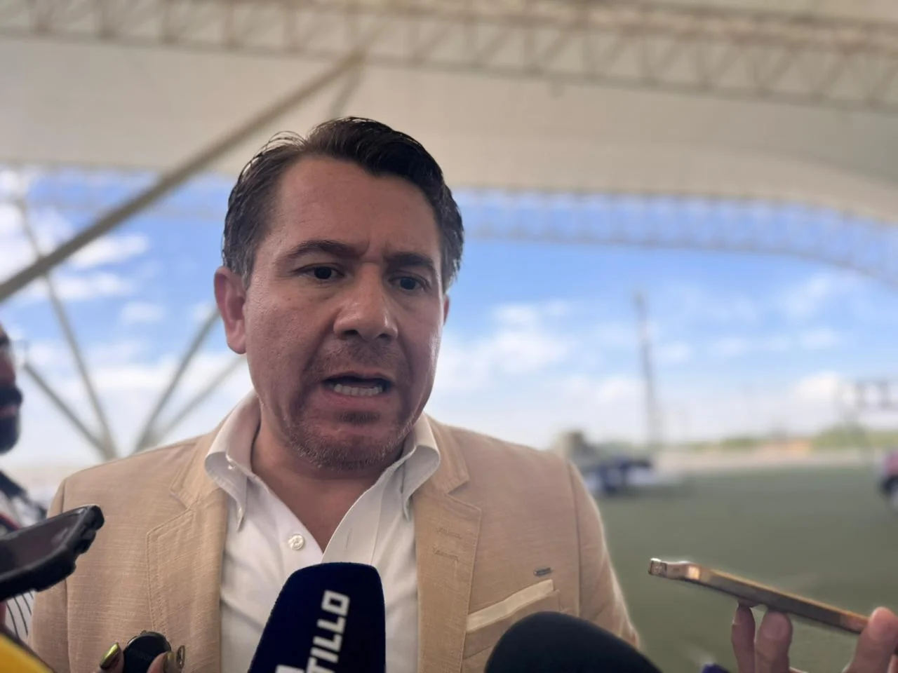 Subsecretario en Coahuila asegura que no hay orden oficial de la SEP para recortar el ciclo escolar 2025-2026; 500 mil alumnos continúan clases normalmente.