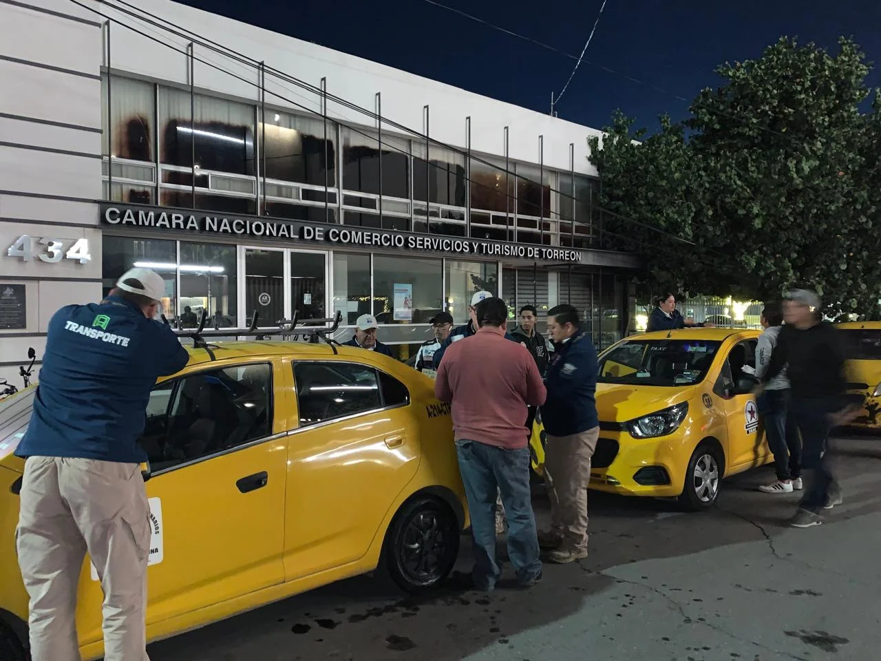 Refuerzan programa "Zona taxi seguro" en León por Día de las Madres para garantizar traslados confiables y prevenir accidentes viales.