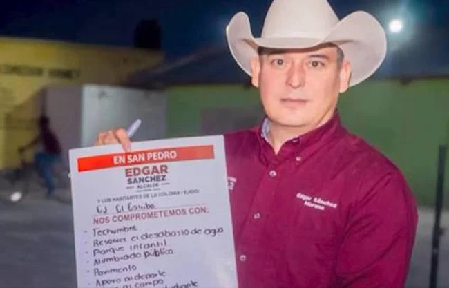 Ex candidato a alcalde de Morena, Edgar Sánchez, agrede a equipo de candidata a diputada por el distrito, Delia Hernández de Morena.