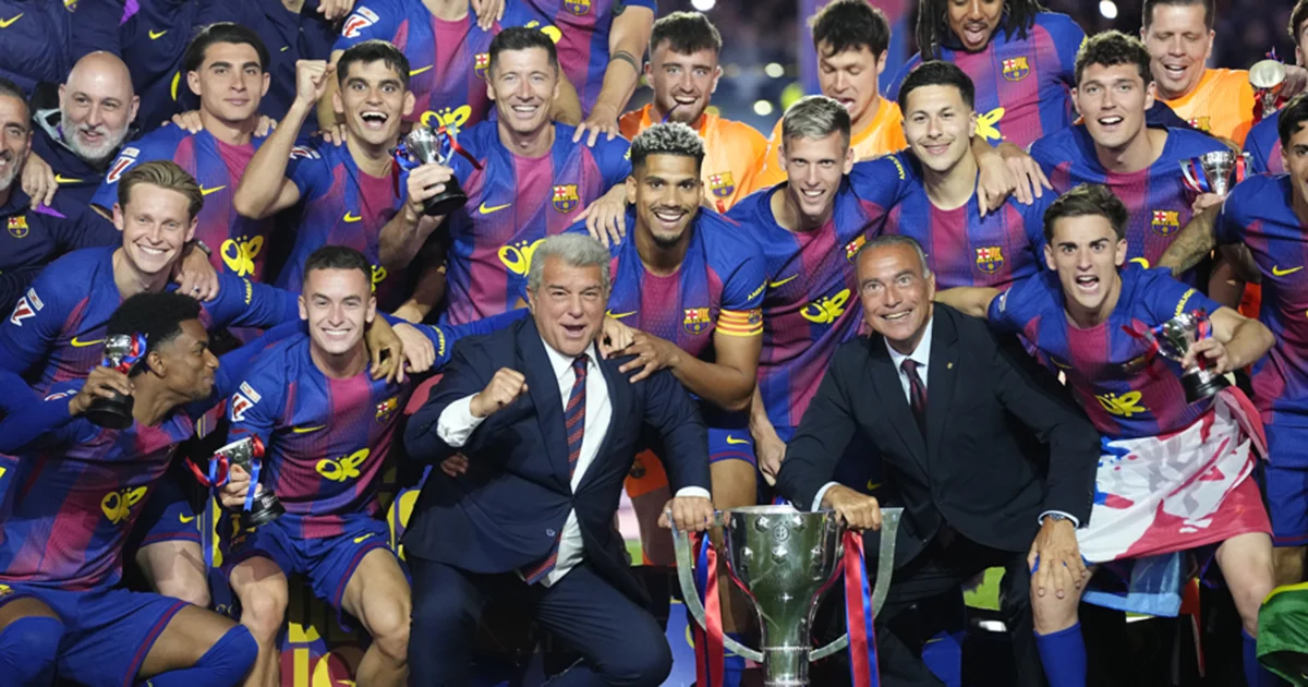 Con goles de Marcus Rashford y Ferran Torres, el Barcelona derrotó 2-0 al Real Madrid en el Clásico y es bicampeón de la Liga Española.