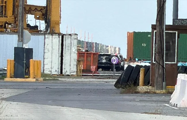 Hasta la tarde del domingo, no había revelado las identidades ni las nacionalidades de las víctimas, sólo confirmado el hallazgo de seis cuerpos