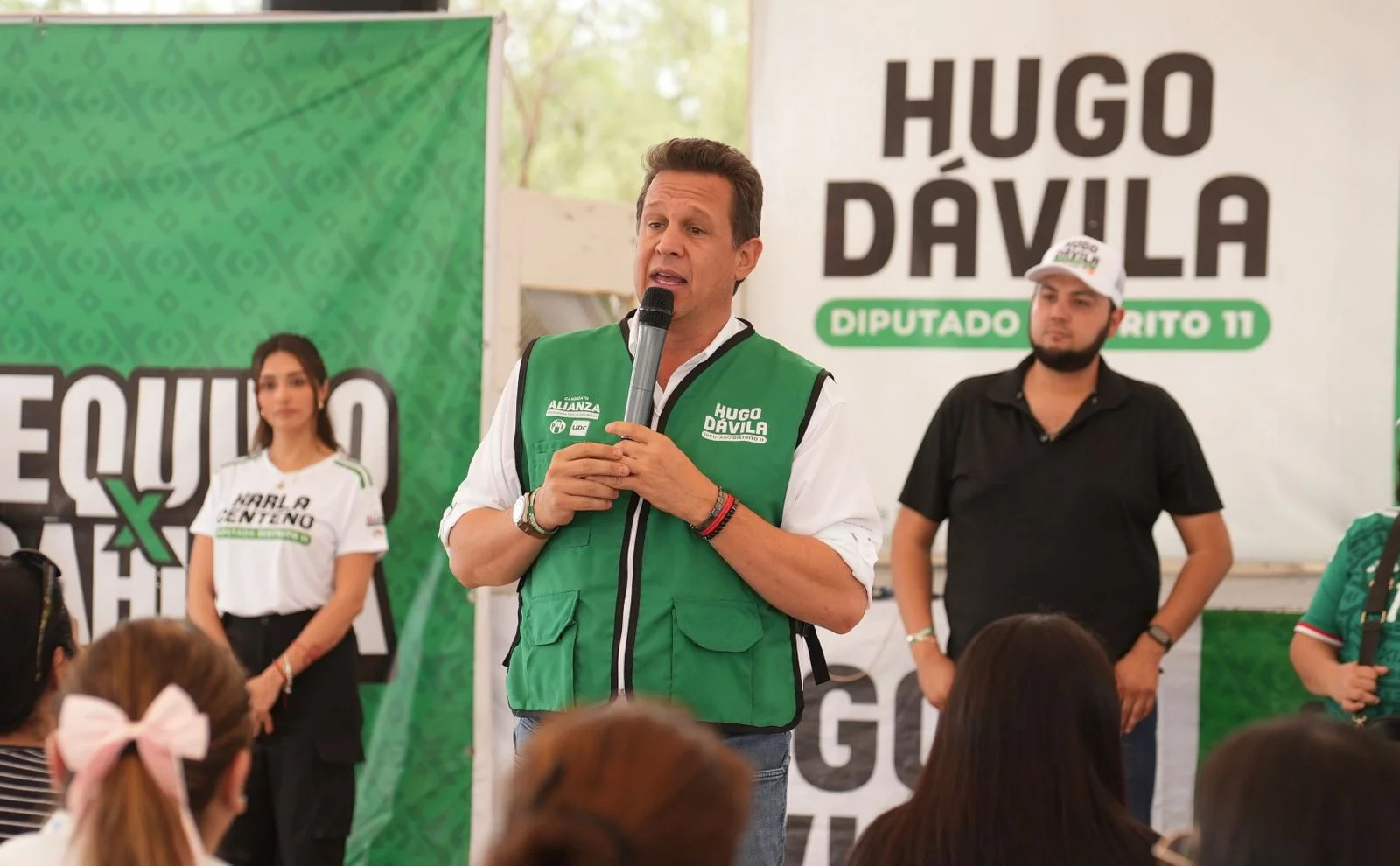 Hugo Dávila recorre colonias de Torreón escuchando necesidades y presentando propuestas de cara a la elección del 7 de junio.