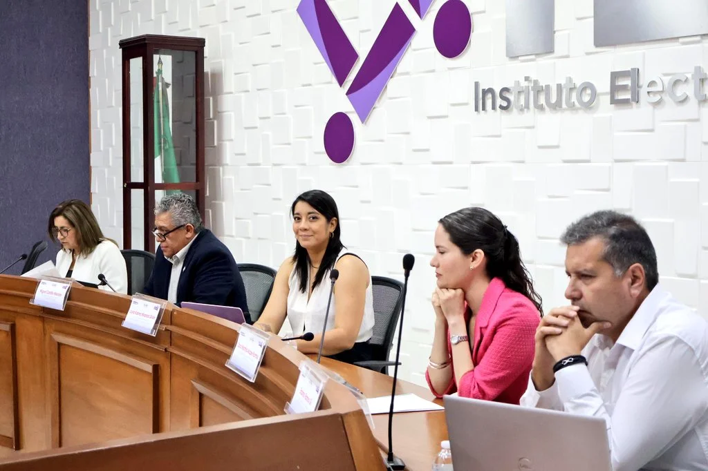 Plataforma del IEC revela perfiles de candidatos a diputados locales en Coahuila para un voto más informado.