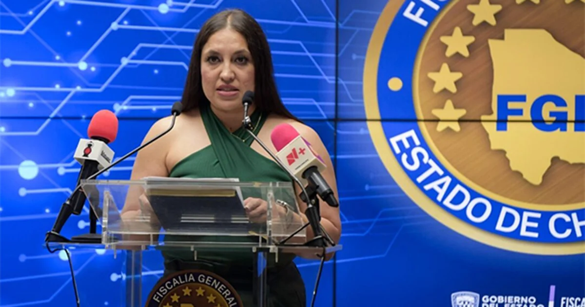 Se integraron al convoy cuatro personas no identificadas, vestidas de civil y sin insignias distintivas de corporación o agencia de seguridad alguna