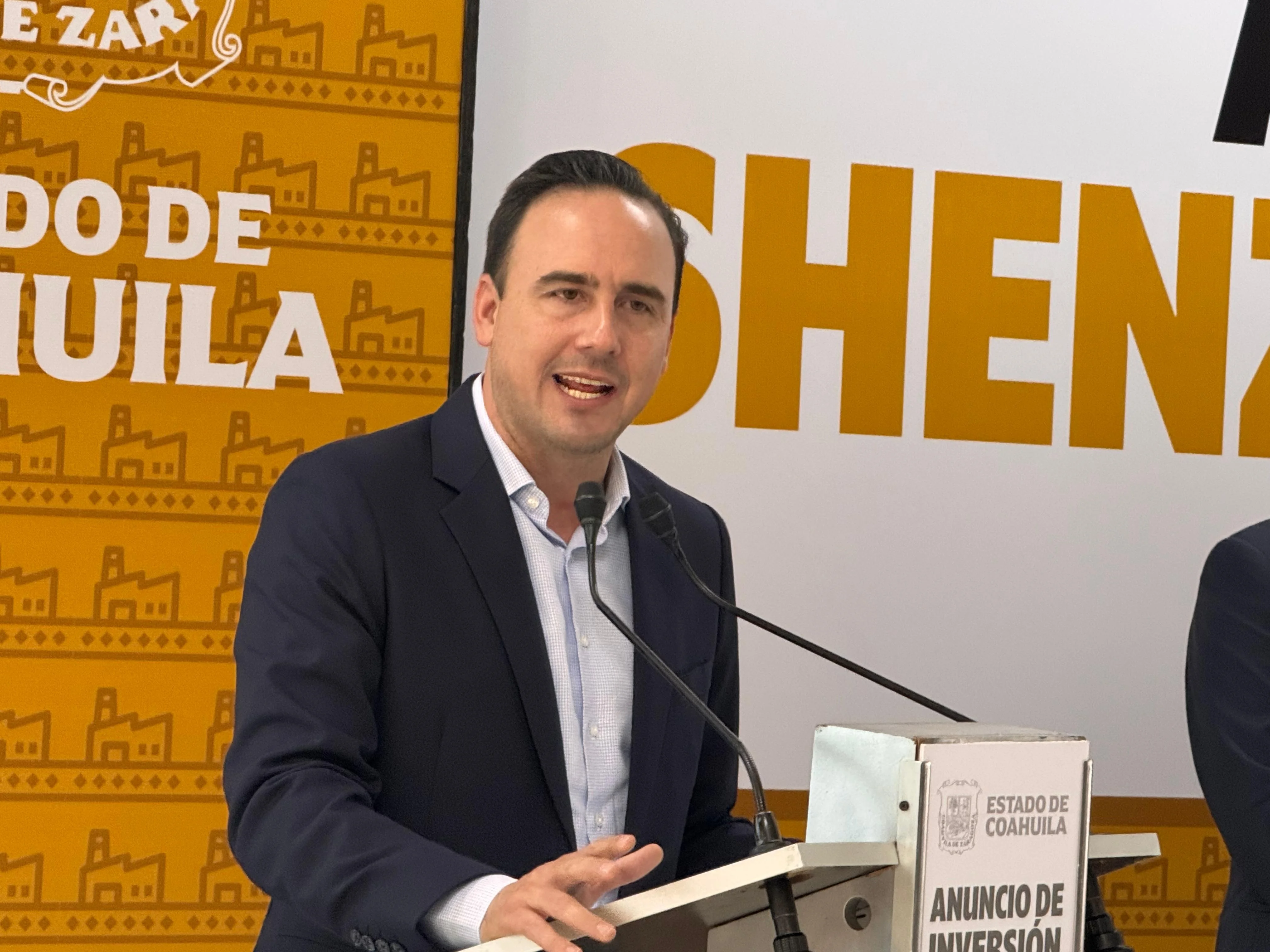 Manolo Jiménez lidera aprobación nacional en mayo con 69.9%, superando a otros gobernadores. El estudio de GobernArte lo posiciona como el mejor evaluado del país.