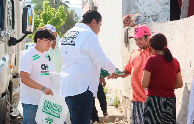 Vecinos de la colonia Analco se suman al recorrido de Chema Morales y respaldan sus propuestas
