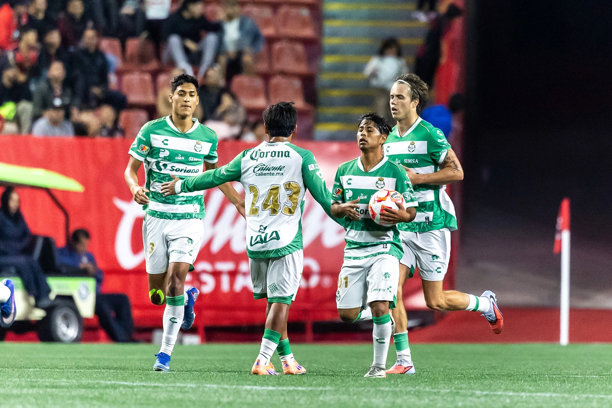 Los albiverdes llegan a la final de vuelta con desventaja de 3-1 en el marcador