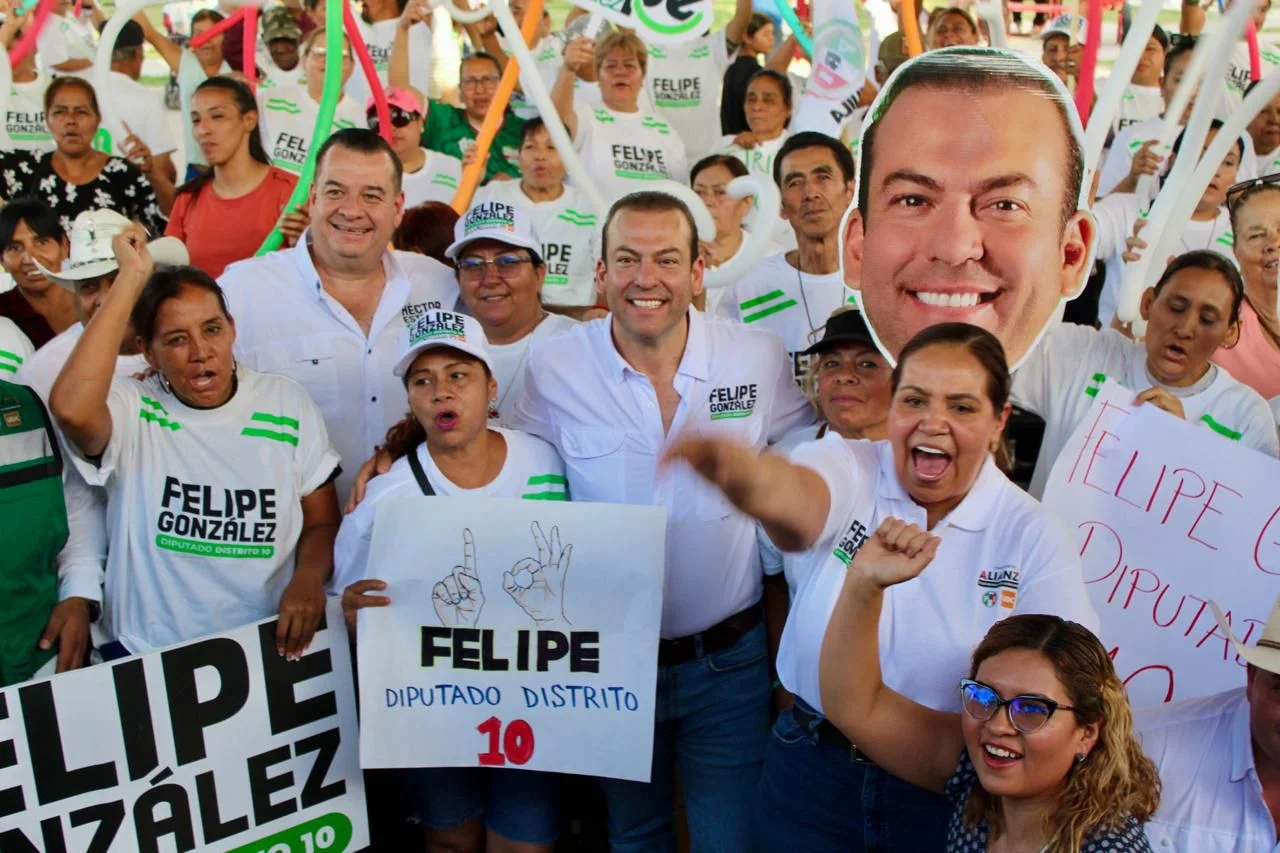 Felipe González Miranda recorre colonias y ejidos de Torreón escuchando necesidades y presentando propuestas para mejorar el Distrito 10.