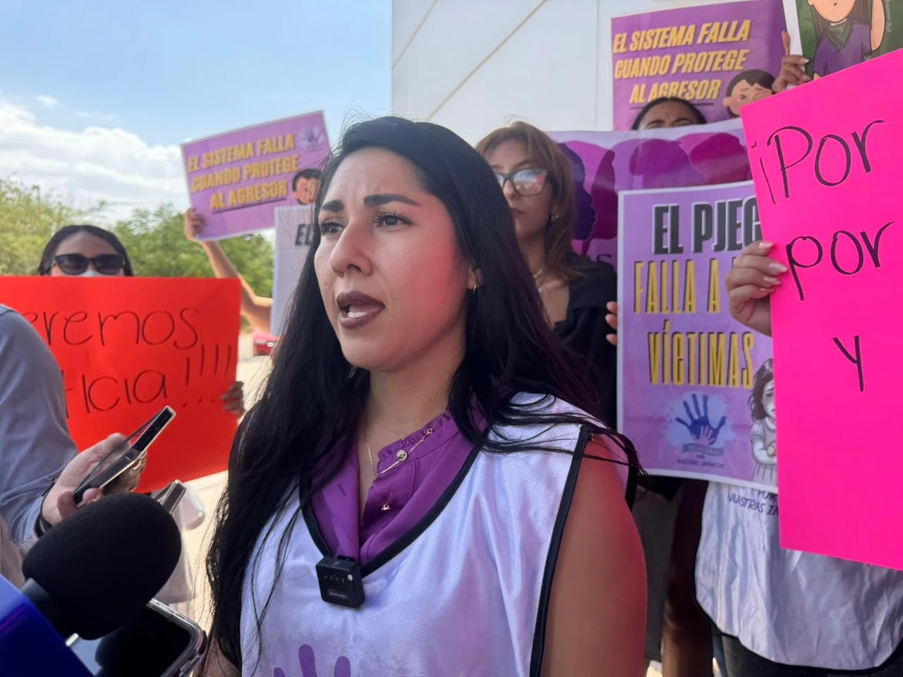 Colectiva denuncia irregularidades en caso de abuso infantil en colegio de Torreón; vinculado a proceso enfrenta cambio de medida cautelar.