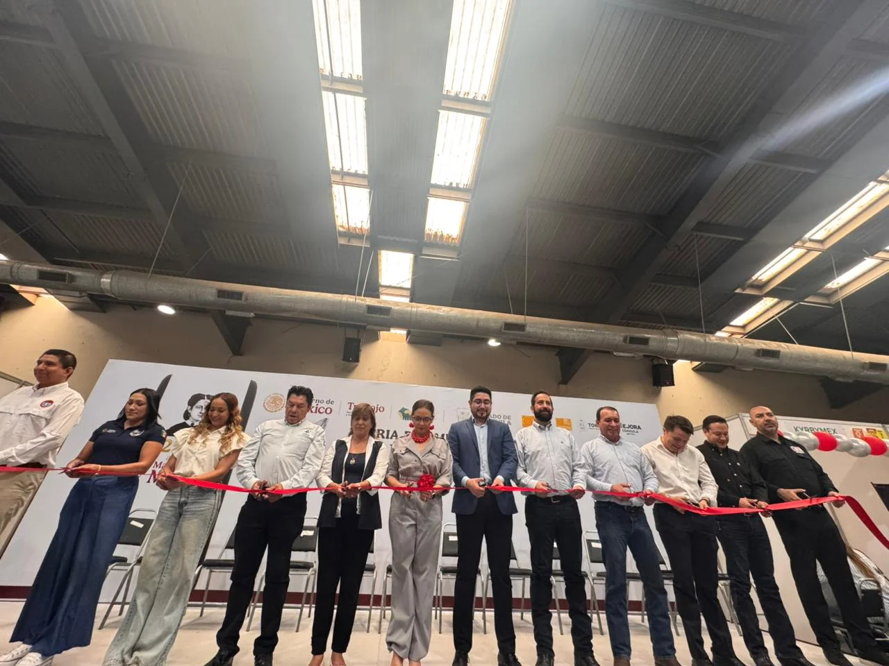 Tercera feria del empleo oferta más de 800 vacantes en Torreón