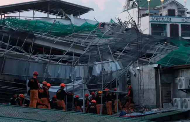 Tres muertos y 17 desaparecidos tras derrumbe de edificio en construcción en Filipinas